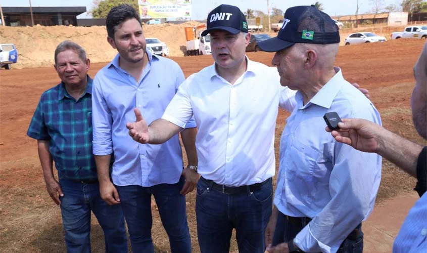 Pacotes de obras federais injetaram R$ 600 milhões em Rondônia; ministro dos transportes anuncia duplicação da BR-3