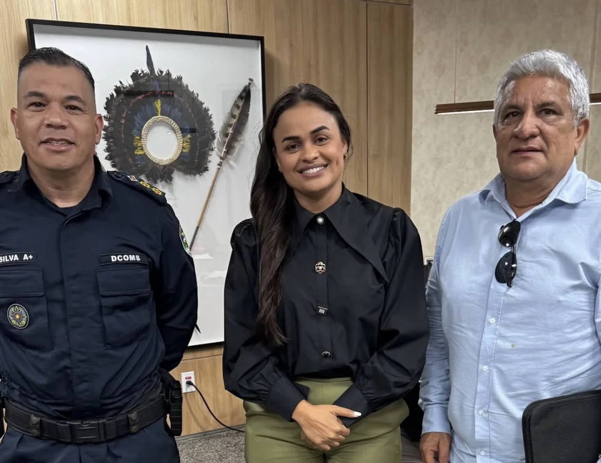 Deputada Dra. Taíssa realiza atendimentos no gabinete e garante apoio a demandas de Nova Mamoré