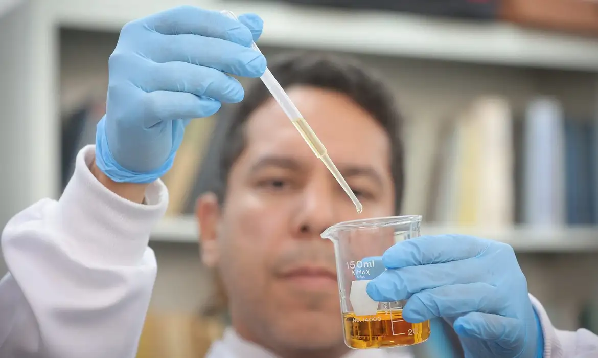 Governo de SP São Paulo (SP), 10/10/2025 – São Paulo cria protocolo para detectar metanol em bebidas.
Foto: Governo de SP