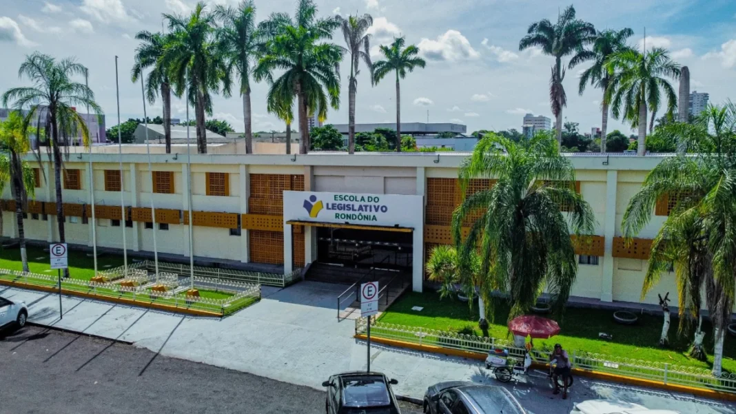 Elero realiza cursos em Campo Novo de Rondônia a pedido da deputada Dra. Taíssa