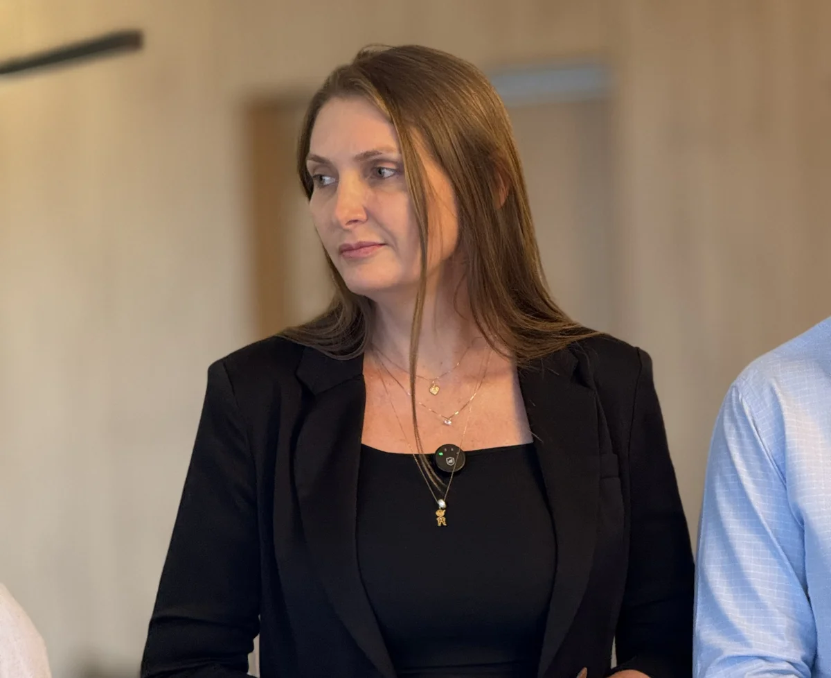 Deputada Lebrinha solicita à SEDUC reforma nas salas da Escola Jorge Teixeira, em Ariquemes