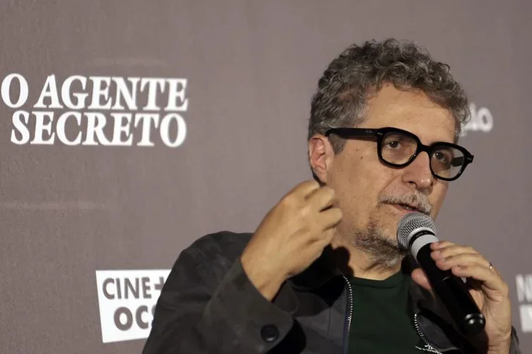 São Paulo (SP), 28/10/2025 - O diretor Kleber Mendoça Filho durante entrevista coletiva do elenco do filme O Agente Secreto, no hotel Renaissance. Foto: Paulo Pinto/Agência Brasil