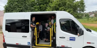 Cássio Gois destina van adaptada para transporte de pacientes de hemodiálise em Nova Brasilândia d’Oeste