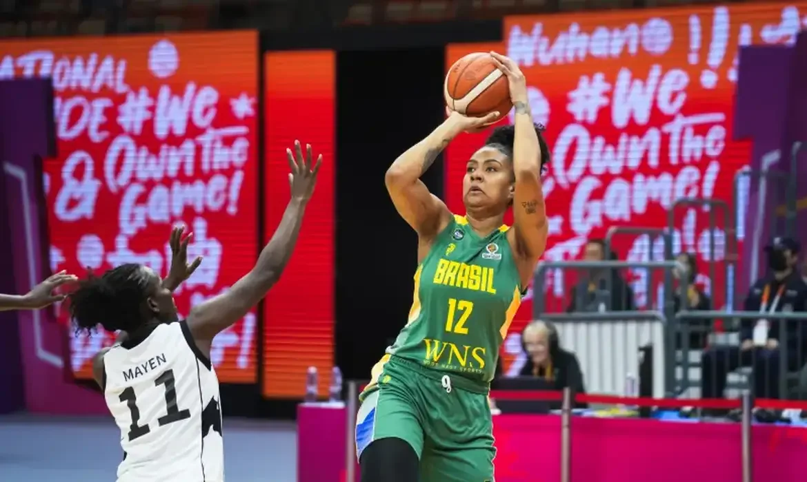 Divulgação/CBB seleção feminina de basquete, Pré-Mundial 2026, Damiris Dantas em destaque - Brasil derrota Sudão do Sul em 12/03/2026