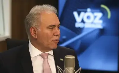 O ministro da Saúde, Marcelo Queiroga, é o entrevistado do programa A Voz do Brasil