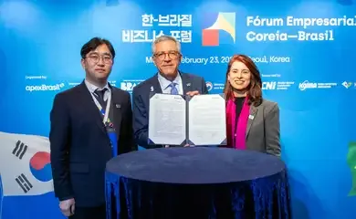 Seul, 23/02/2026 - Ministro da Saúde, Alexandre Padilha, durante cerimônia de assinatura de atos durante o Fórum Empresarial Coreia-Brasil. Foto: Rafael Nascimento/MS