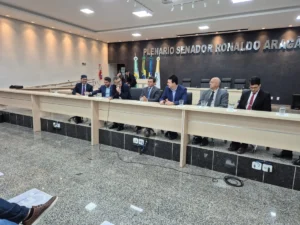 Participantes da solenidade da ACI
